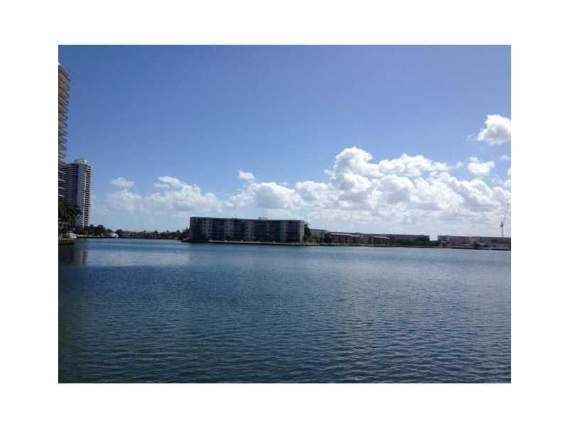 ADMIRALS pORT - Residential Lease