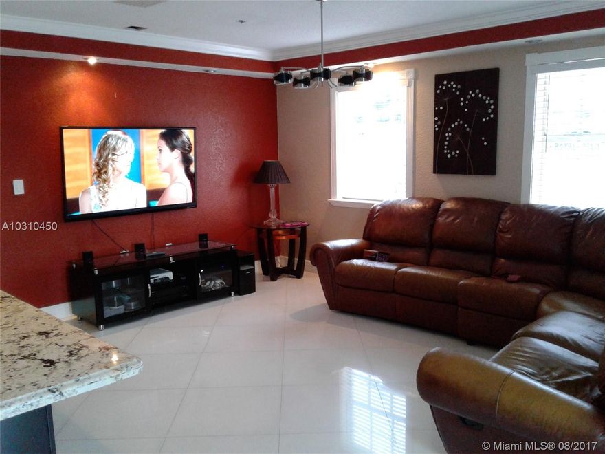 Small but very cozy house in one of the best area in Miami, close to everything