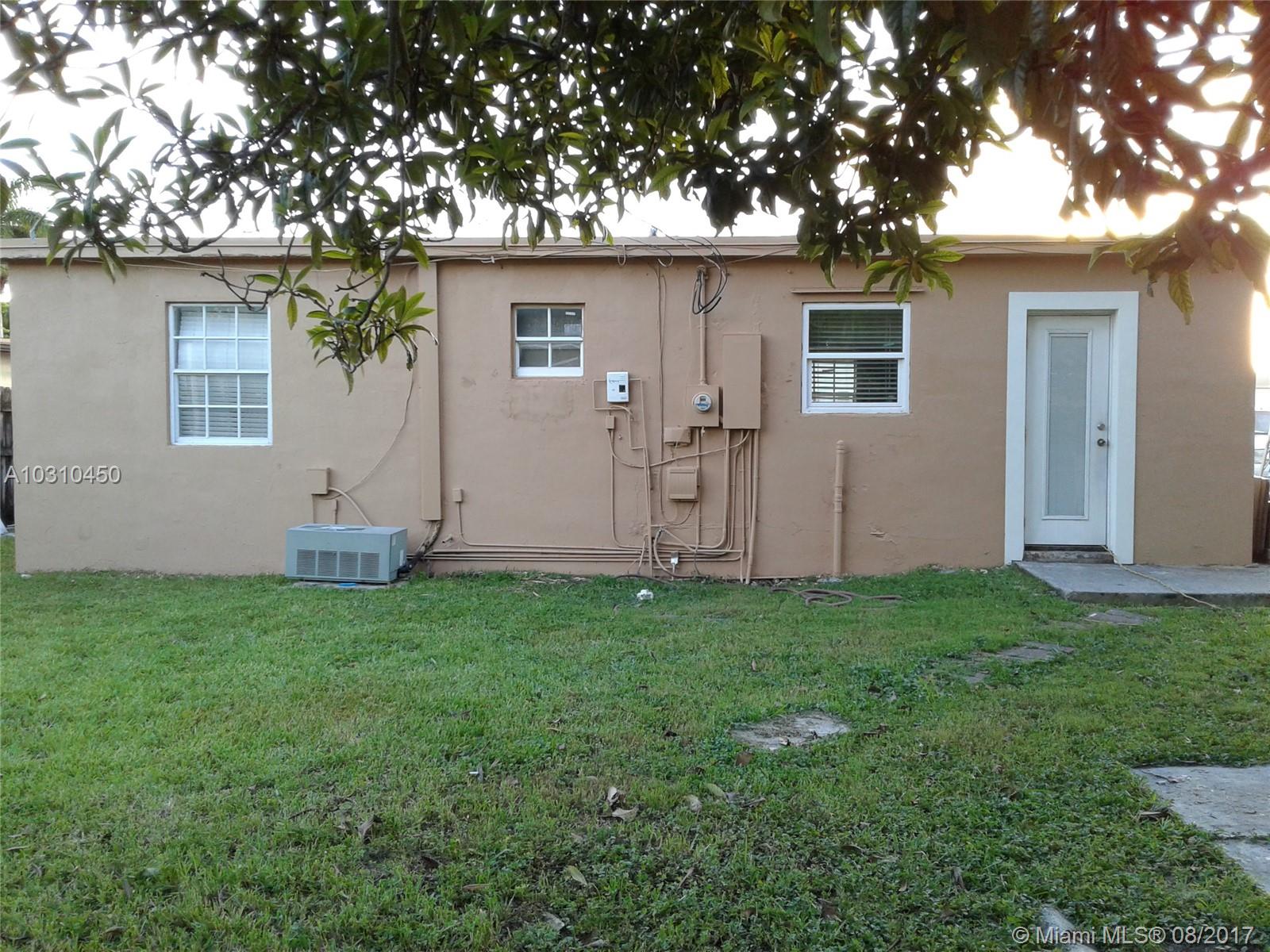 WESTWOOD LAKE - Residential