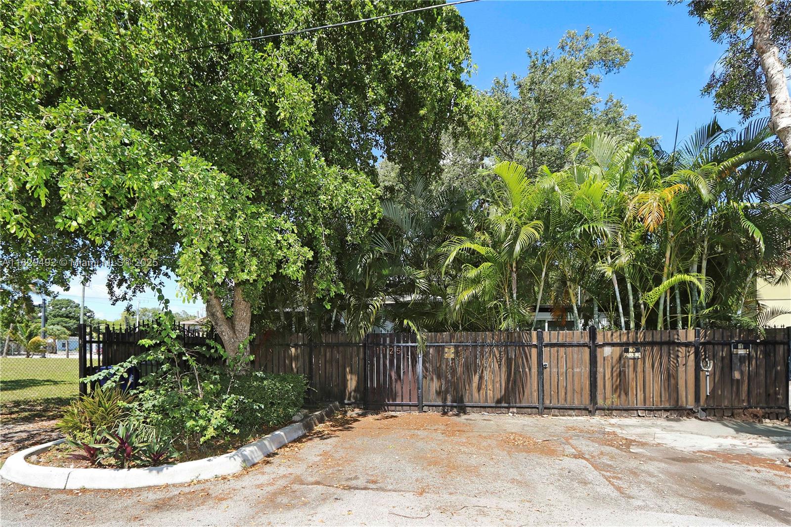 1125 SW 15th Ter