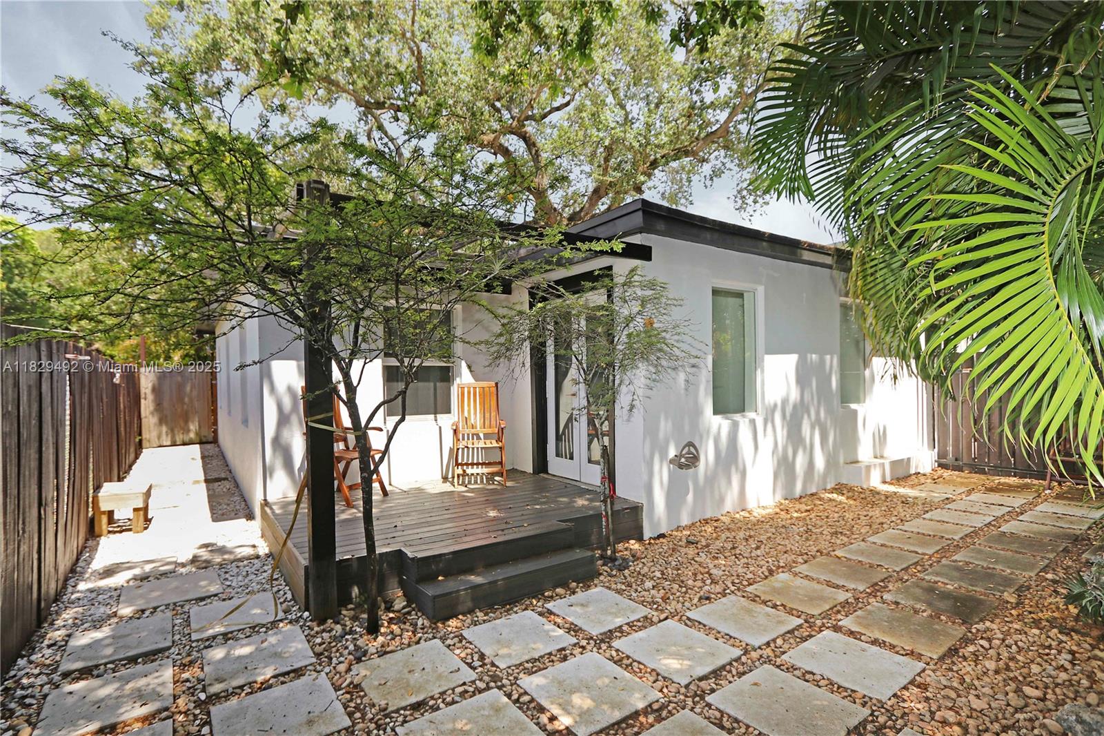 RIVERSIDE NO 3 - Residential
