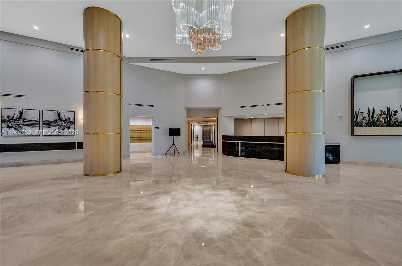 MYSTIC POINTE - Residential