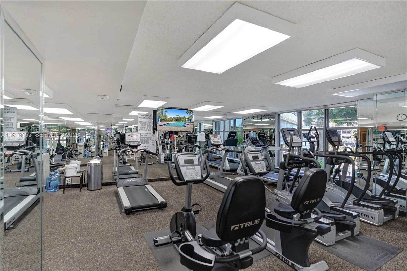 MYSTIC POINTE - Residential