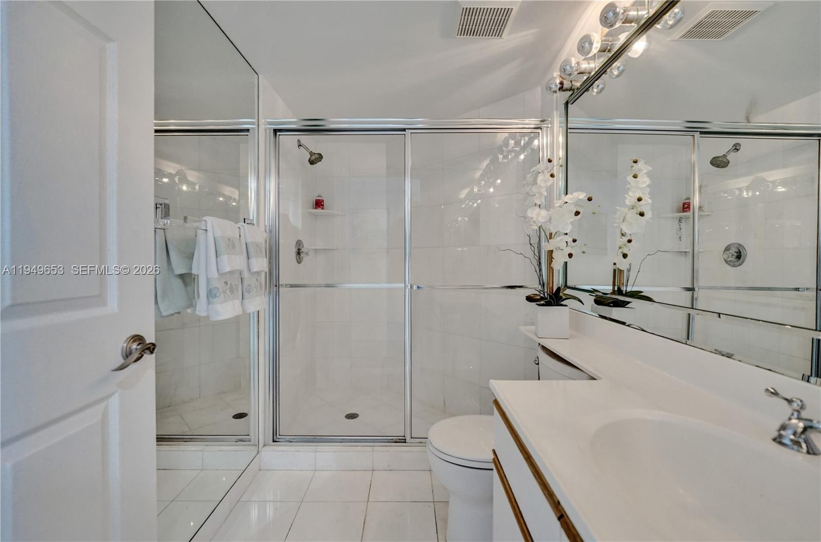 MYSTIC POINTE - Residential