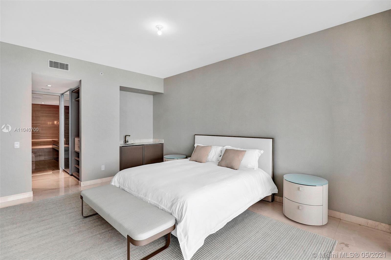 18975 COLLINS CONDO - Residential