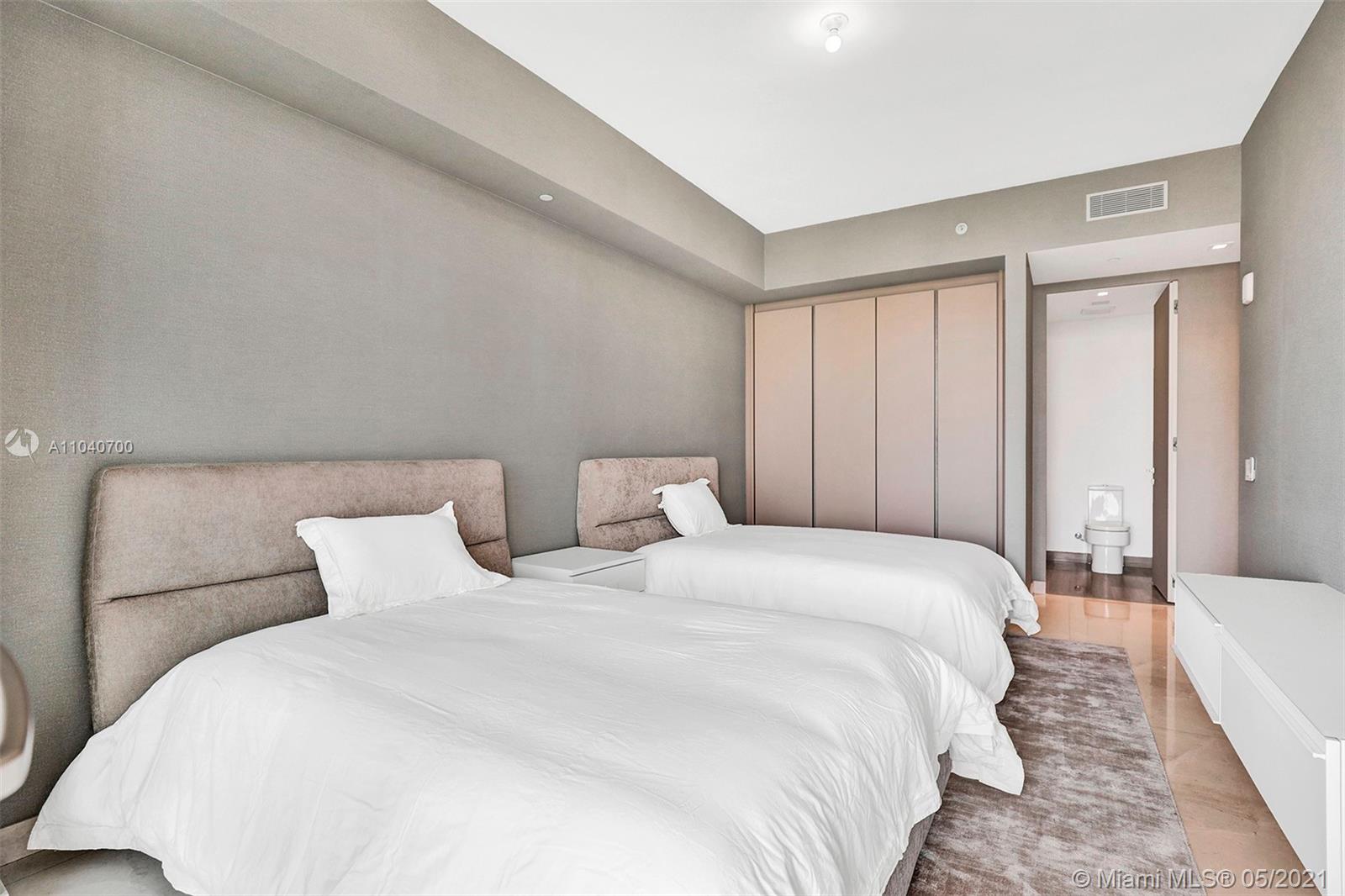 18975 COLLINS CONDO - Residential