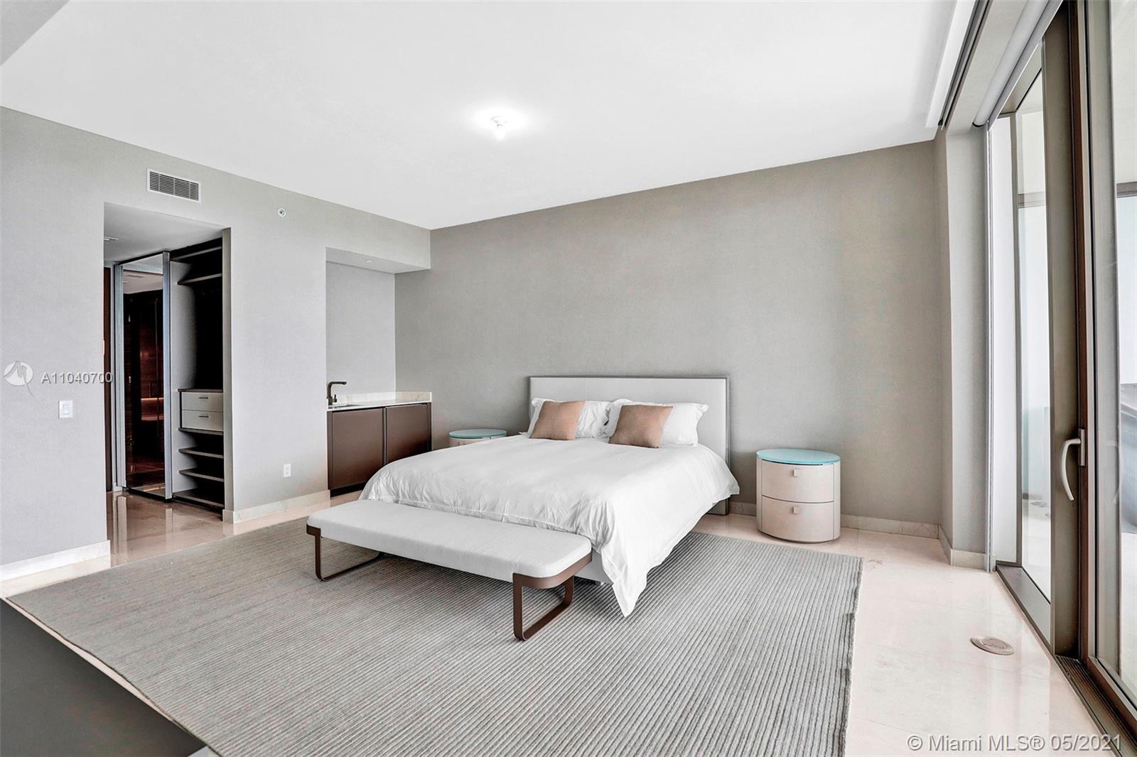 18975 COLLINS CONDO - Residential