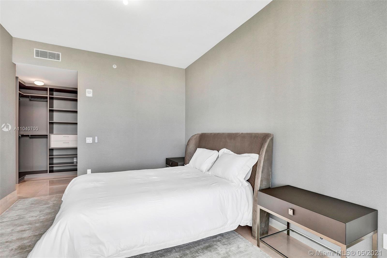 18975 COLLINS CONDO - Residential