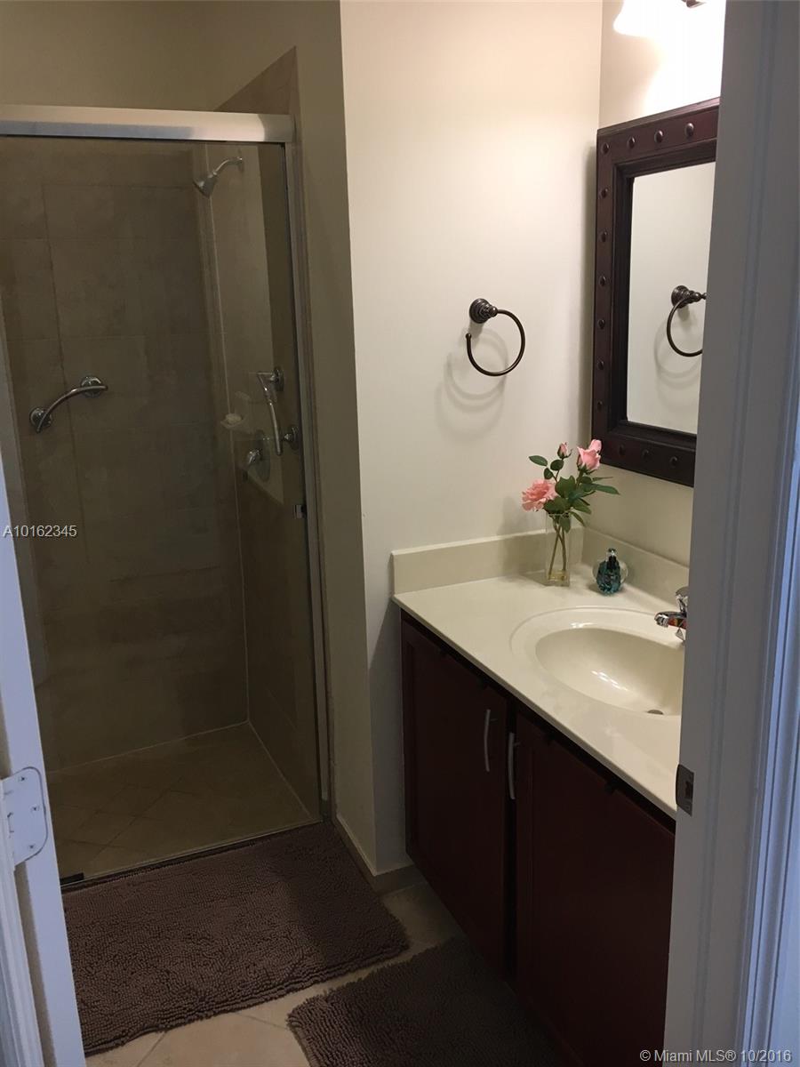 Century Gdns/Tamiami - Residential