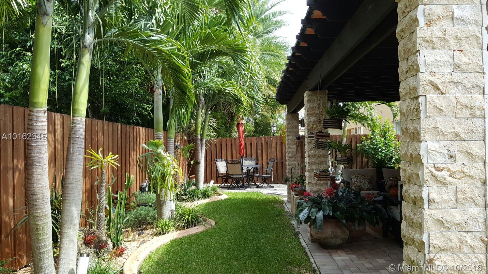 Century Gdns/Tamiami - Residential