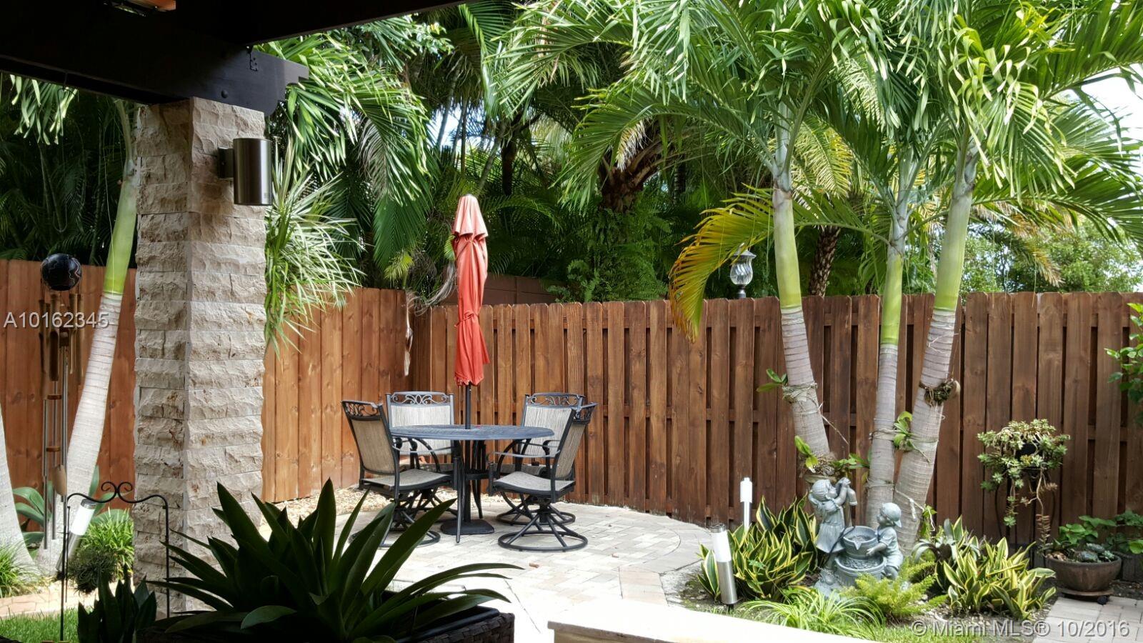 Century Gdns/Tamiami - Residential