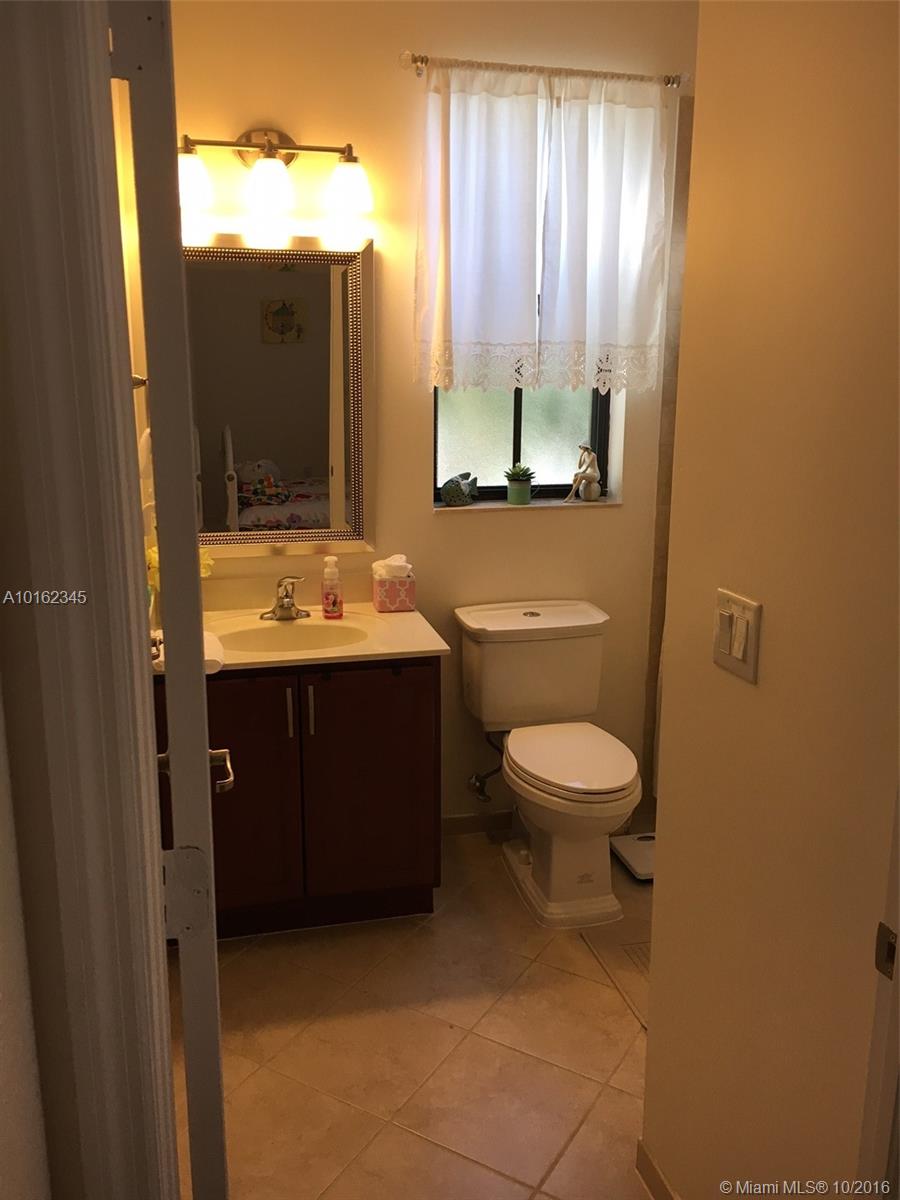 Century Gdns/Tamiami - Residential