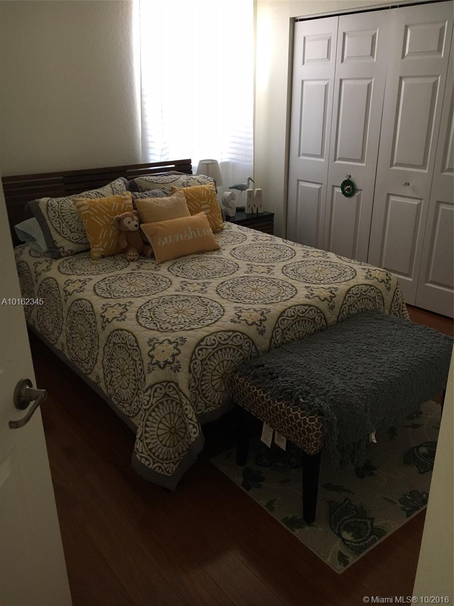 Century Gdns/Tamiami - Residential