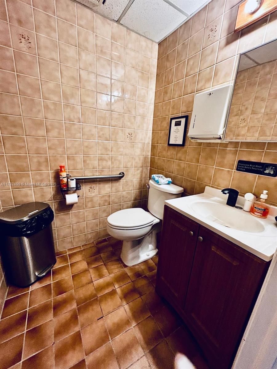 8080 W Flagler St Suite3f, Miami, FL, 33144/$2,669 1 8080 W Flagler St Suite3f