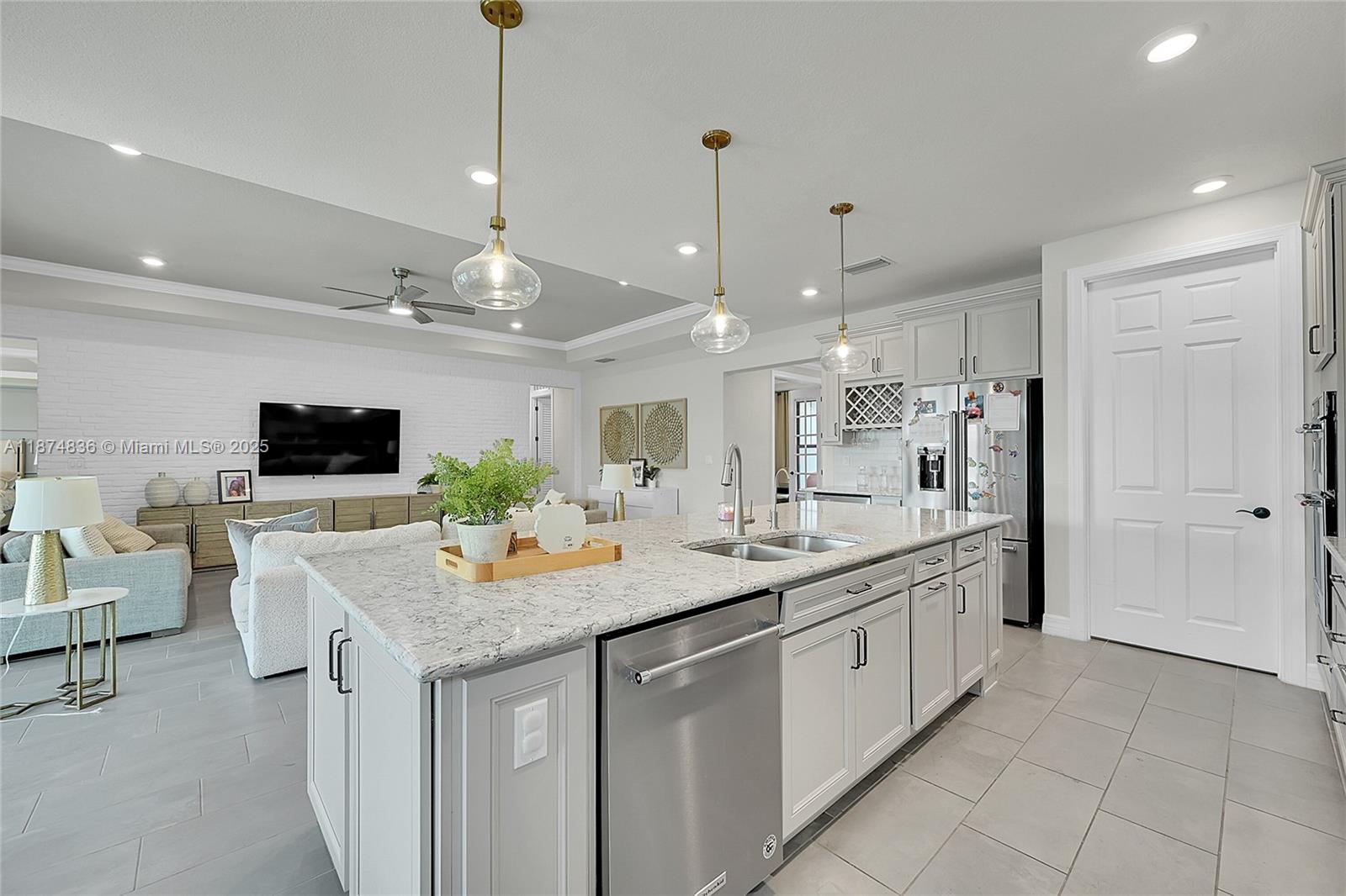 OAK TREE PROPERTY REDEVEL - Residential