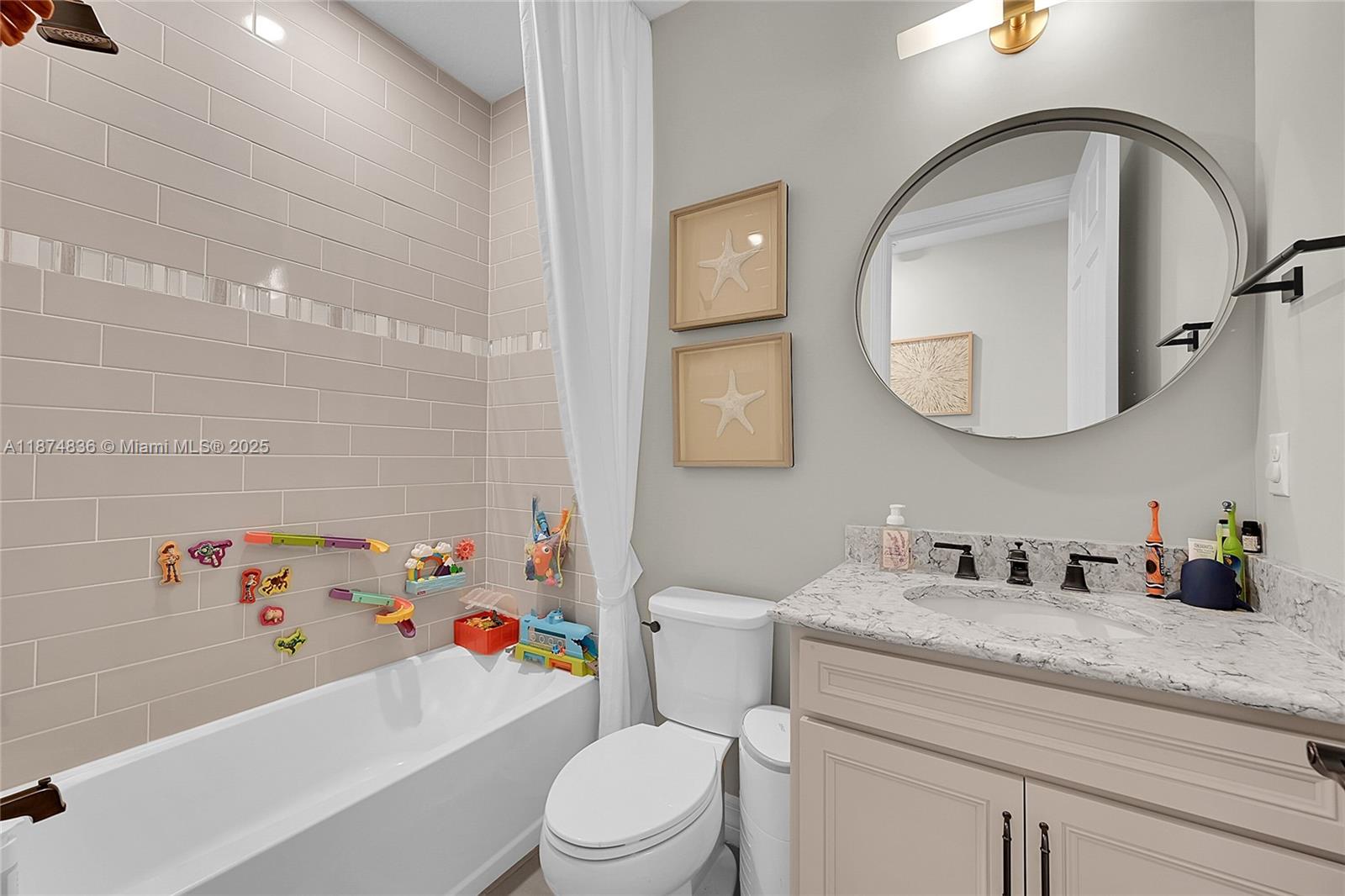 OAK TREE PROPERTY REDEVEL - Residential