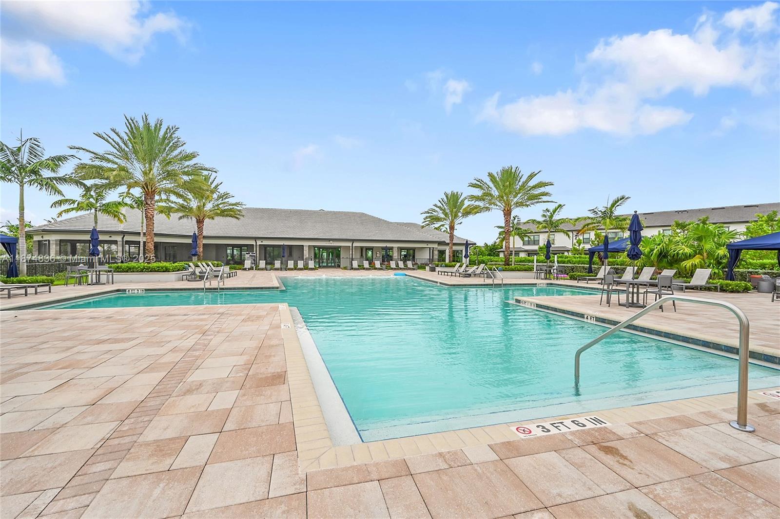 OAK TREE PROPERTY REDEVEL - Residential