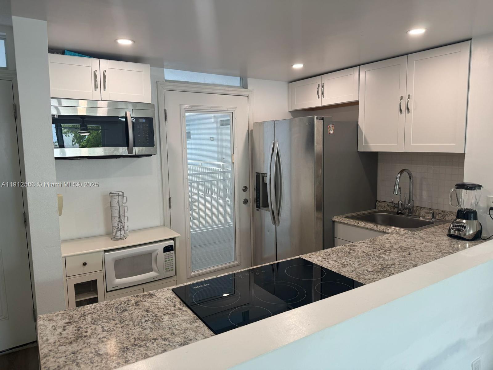 THE PARK GARDENS CONDO - Residential