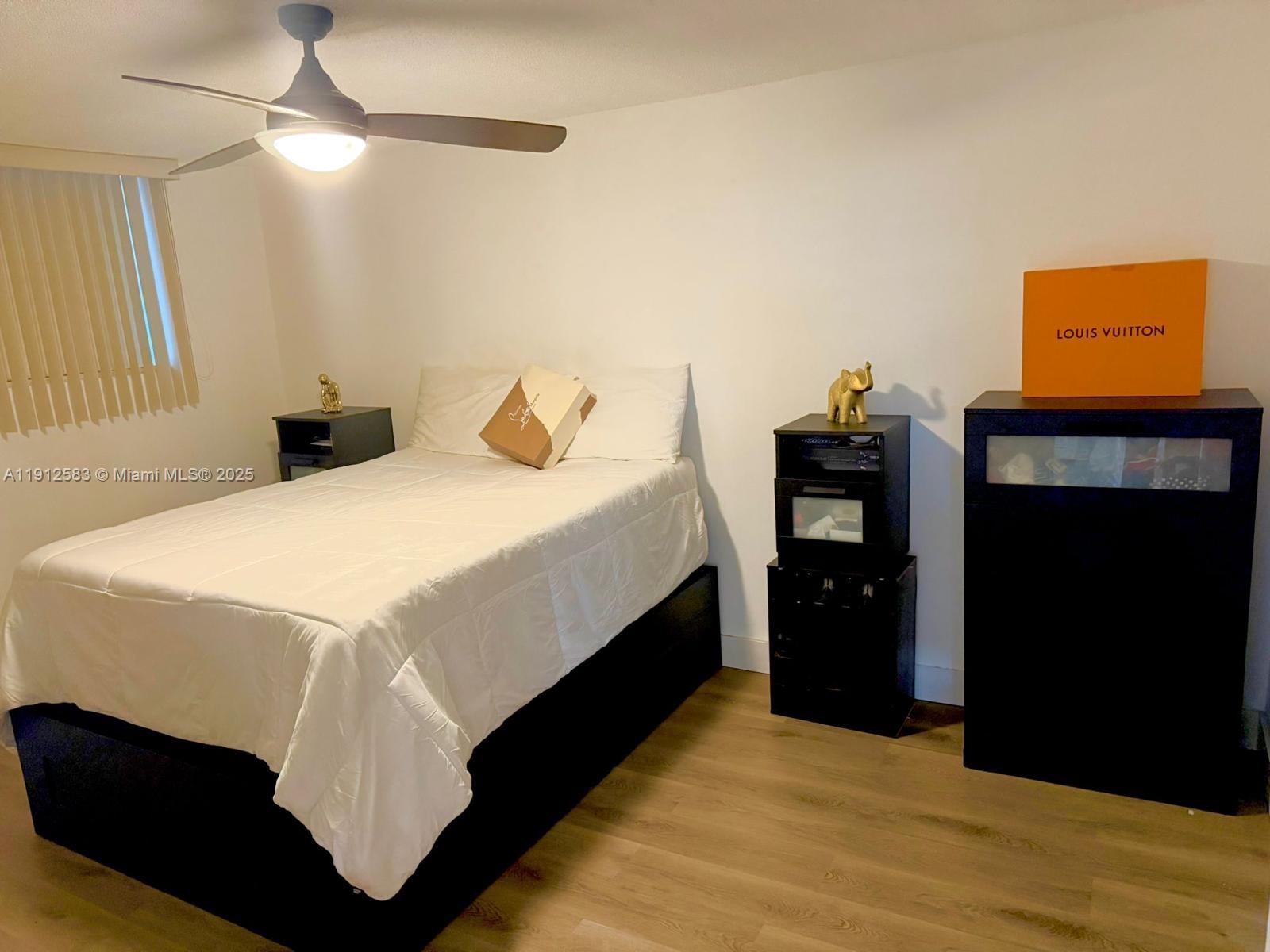 THE PARK GARDENS CONDO - Residential