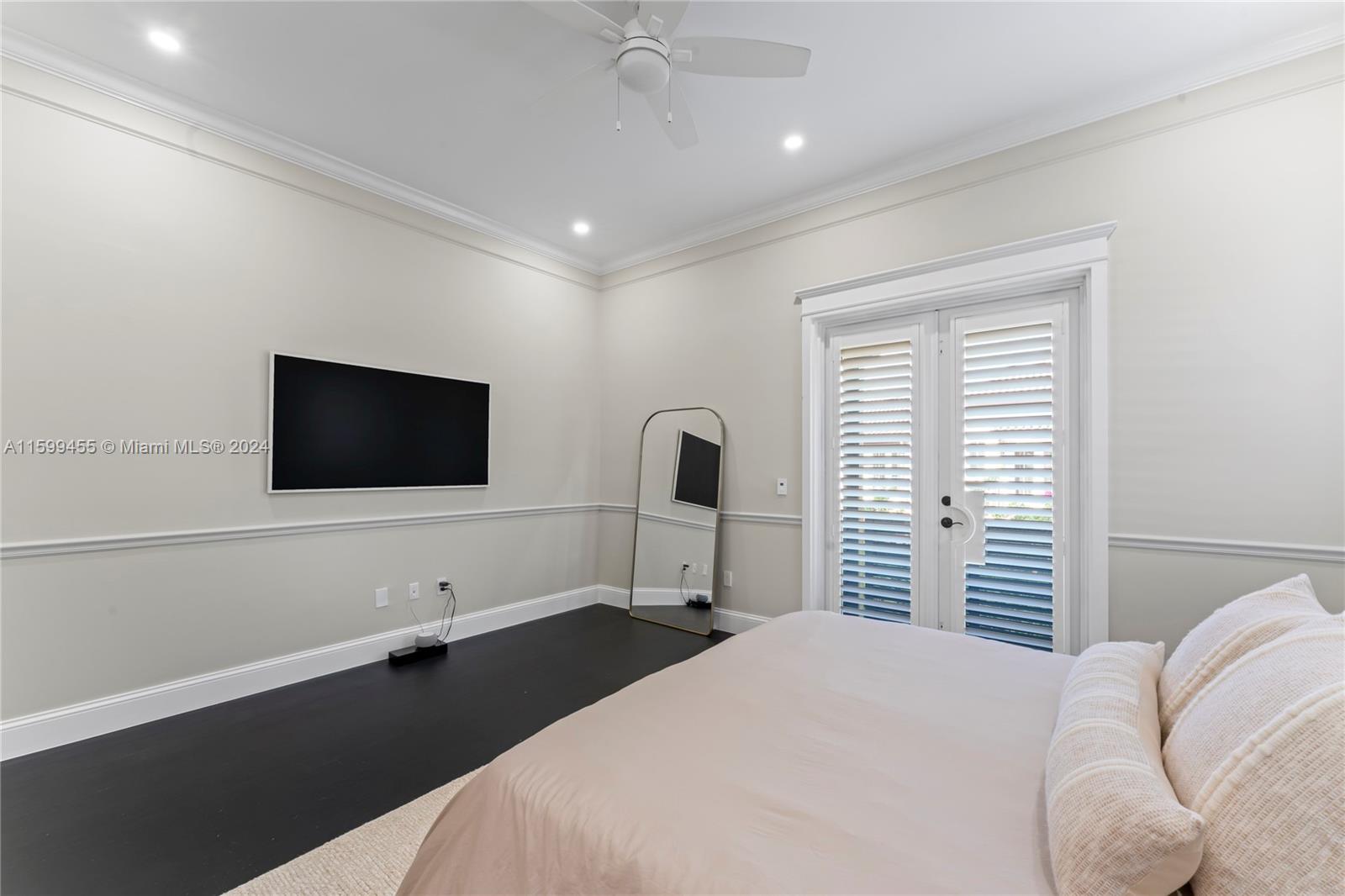 CORAL ESTATES - Residential