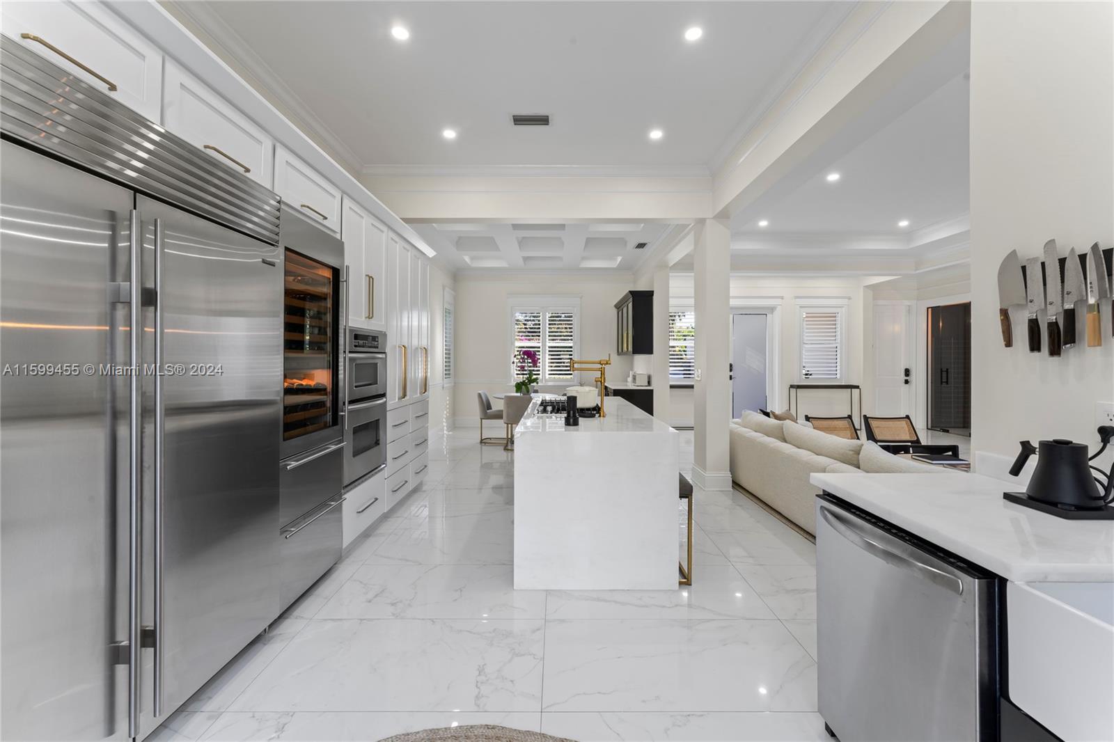 CORAL ESTATES - Residential