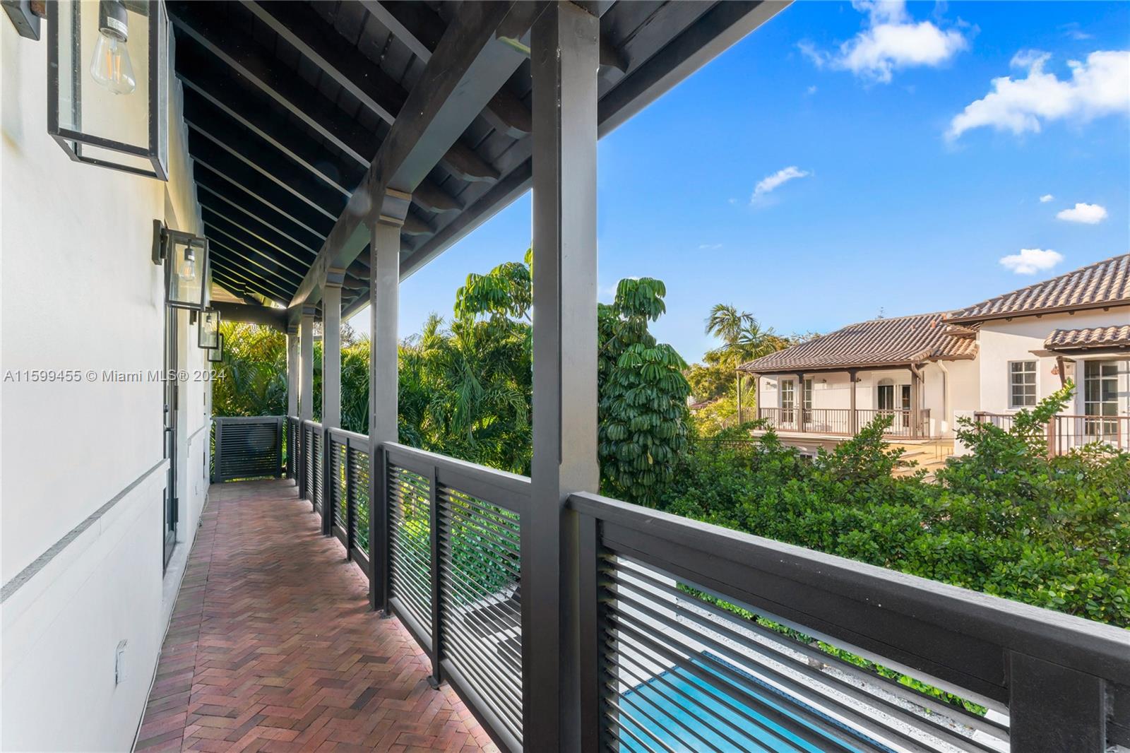 CORAL ESTATES - Residential