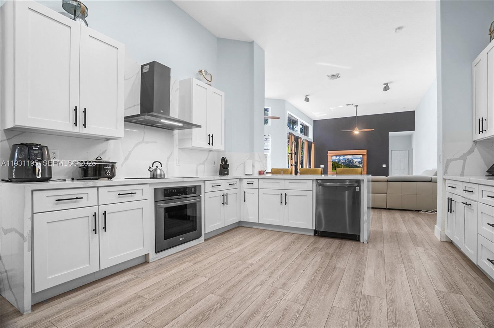 PASADENA AT PEMBROKE SHOR - Residential