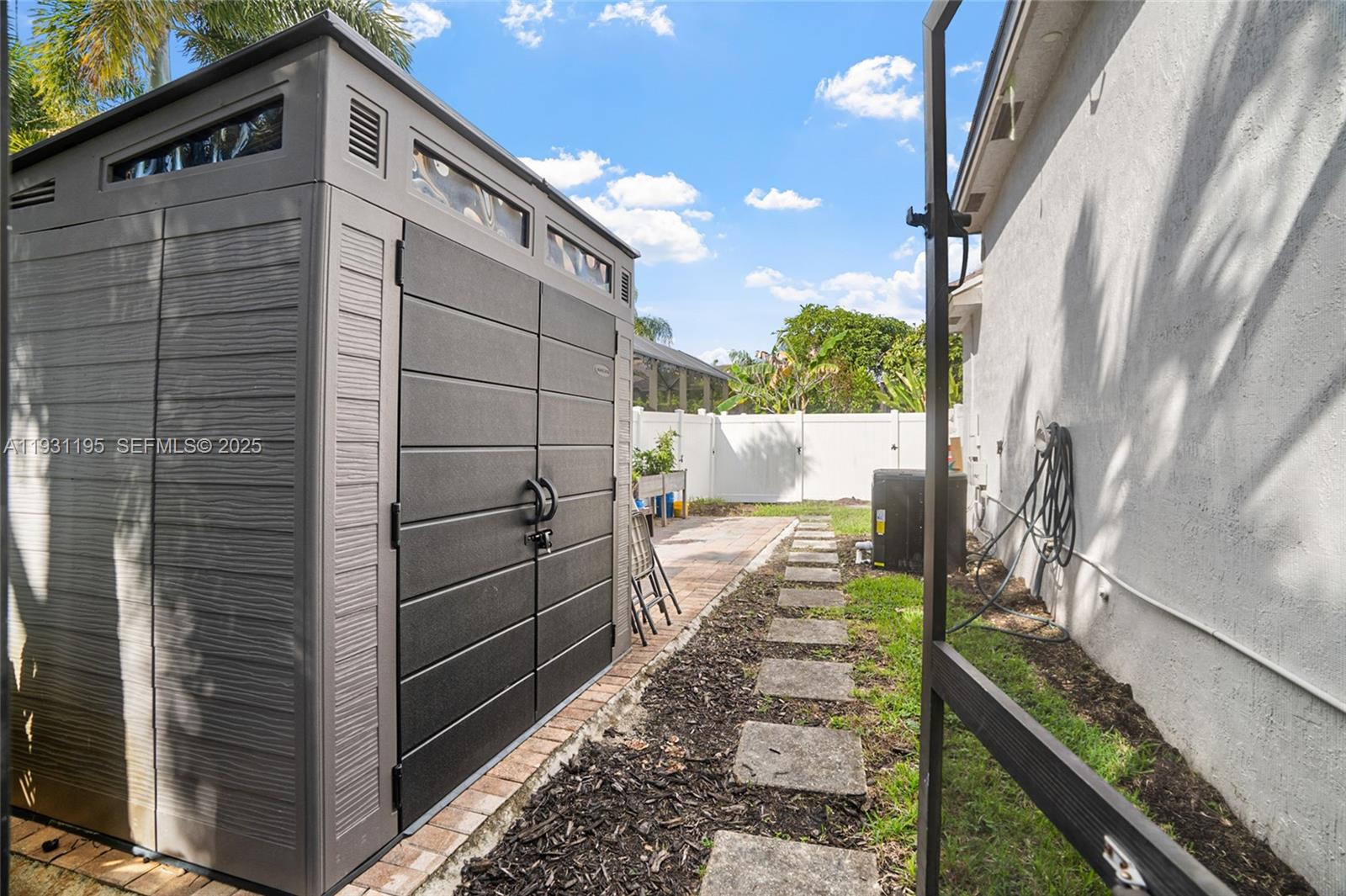 PASADENA AT PEMBROKE SHOR - Residential