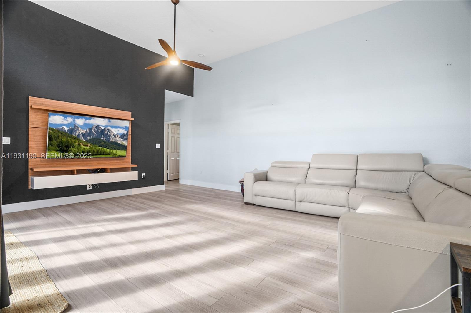 PASADENA AT PEMBROKE SHOR - Residential