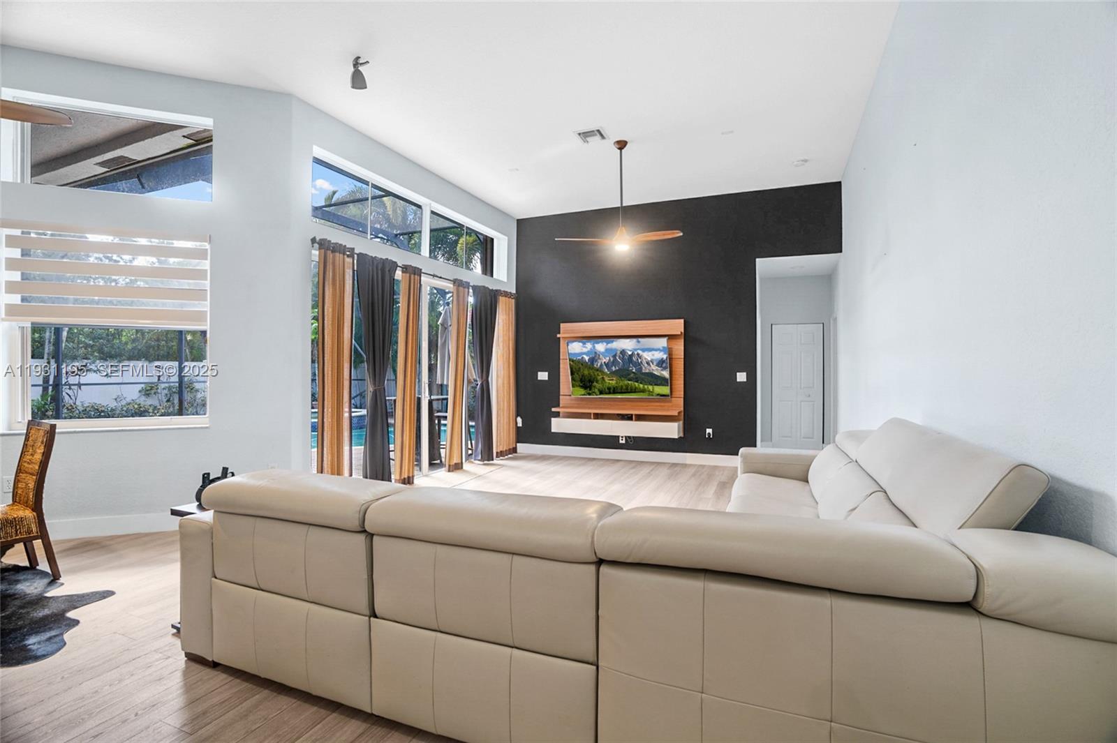 PASADENA AT PEMBROKE SHOR - Residential