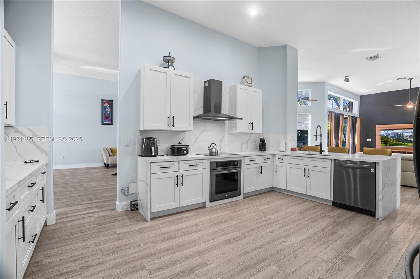 PASADENA AT PEMBROKE SHOR - Residential