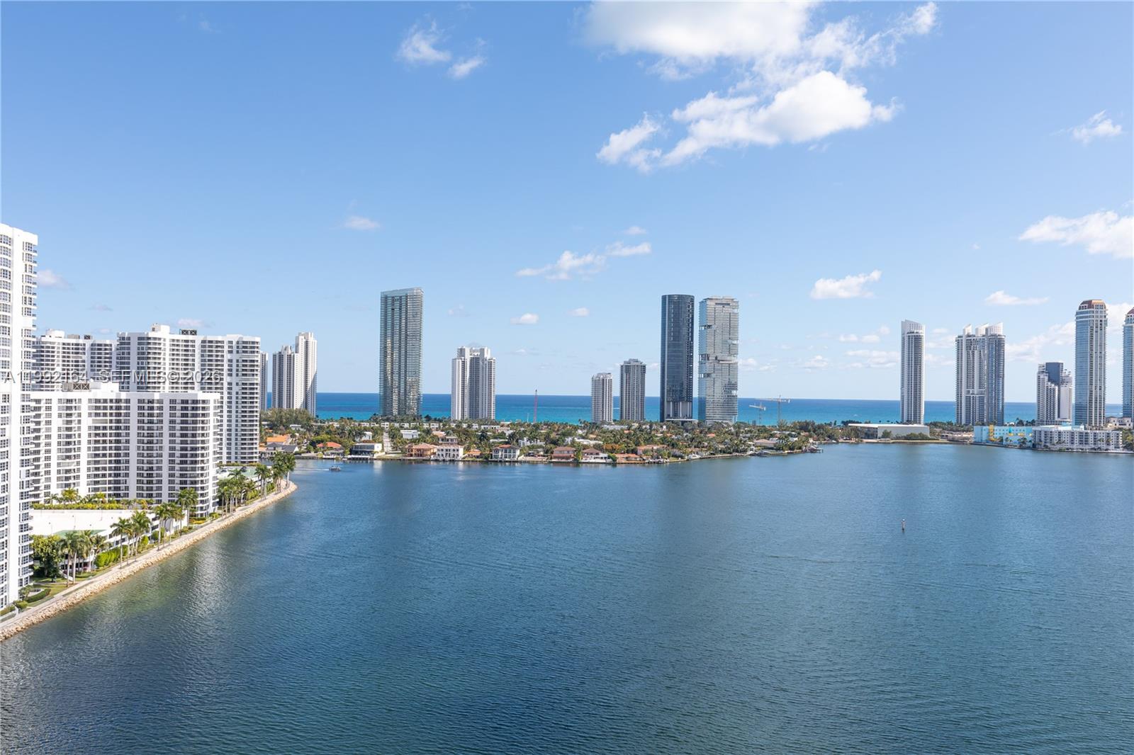 3370 NE 190th St 2007