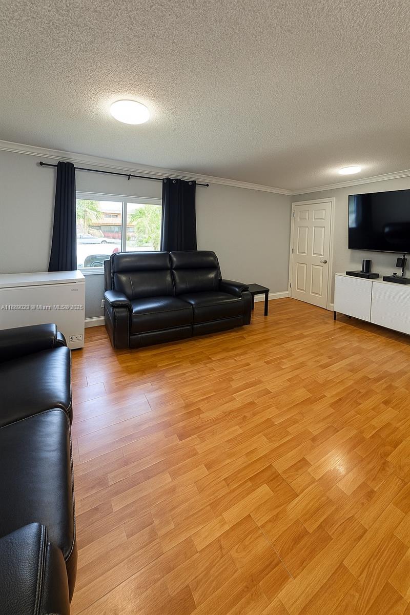 FLAMINGO ESTATES - Residential