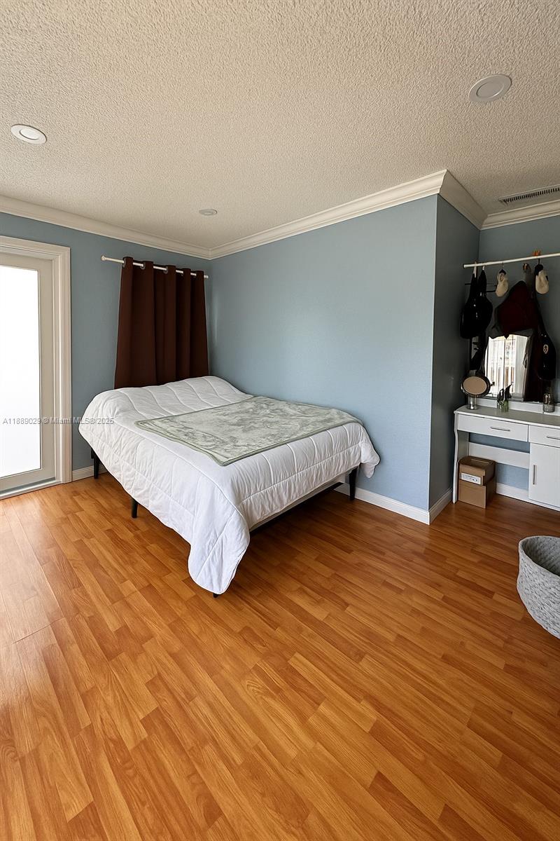 FLAMINGO ESTATES - Residential