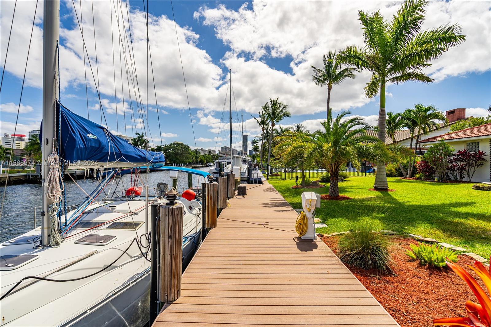 GOLDEN ISLES SEC - Residential