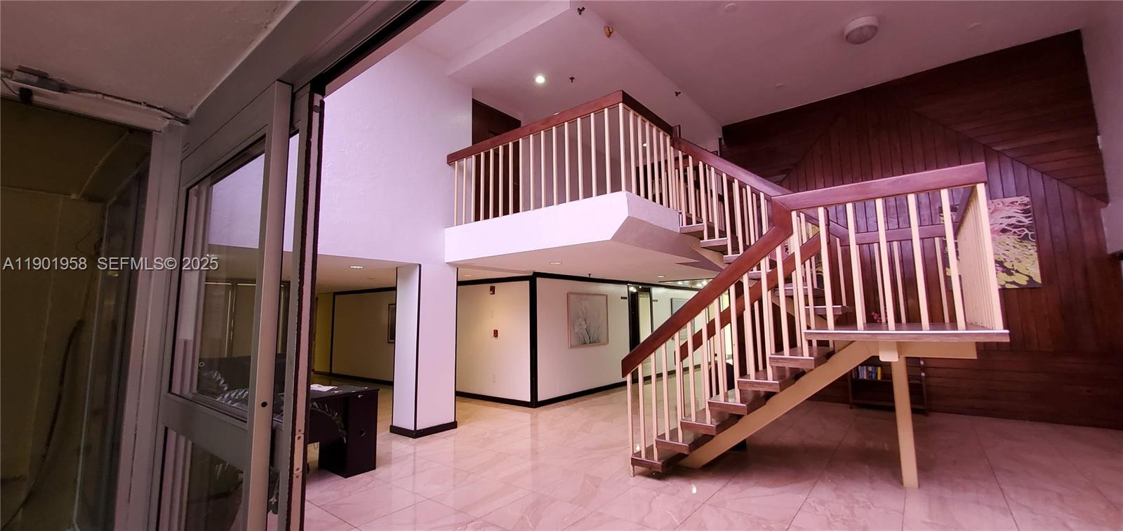 GREYNOLDS PARK CLUB CONDO - Residential