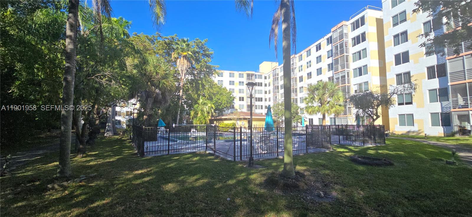 GREYNOLDS PARK CLUB CONDO - Residential