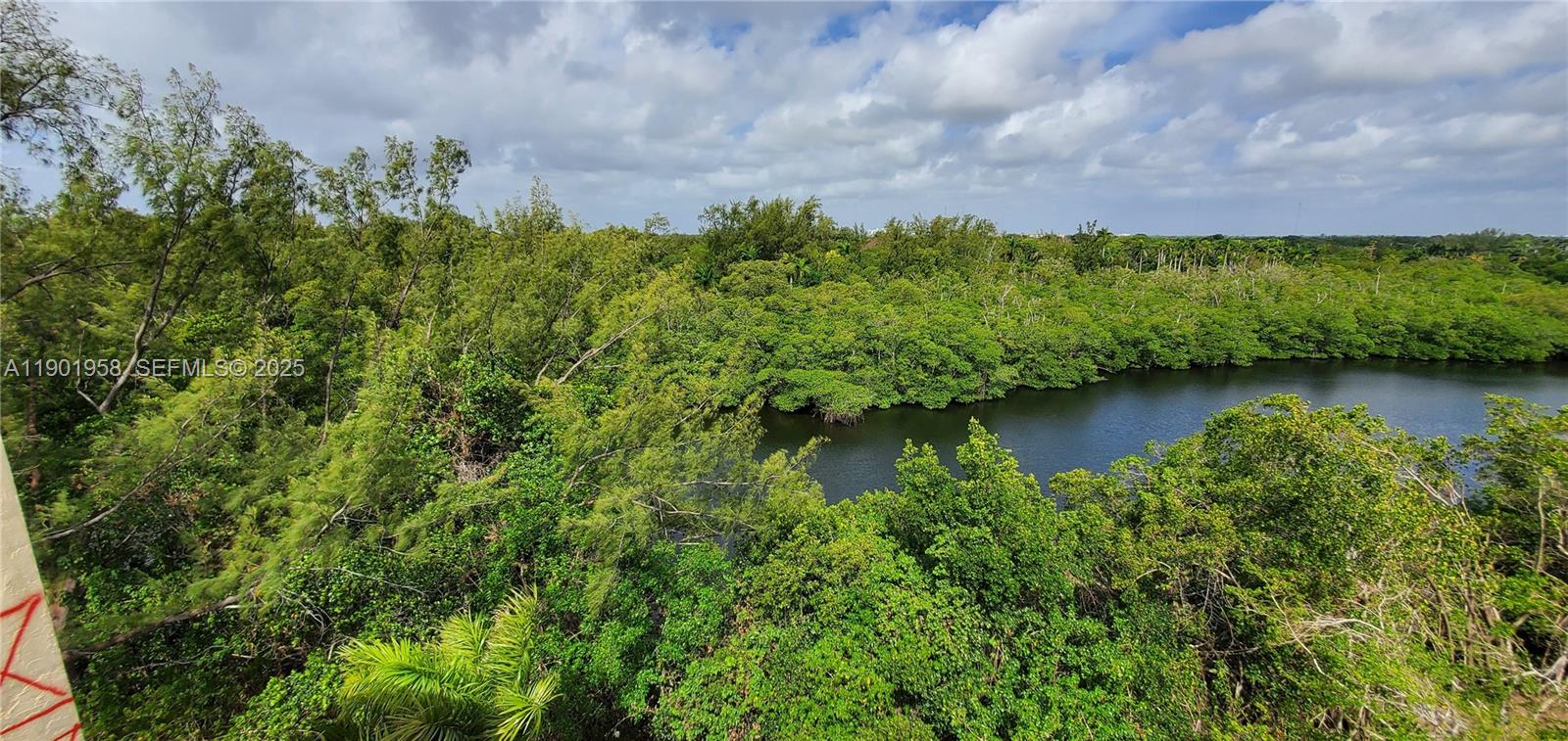 GREYNOLDS PARK CLUB CONDO - Residential