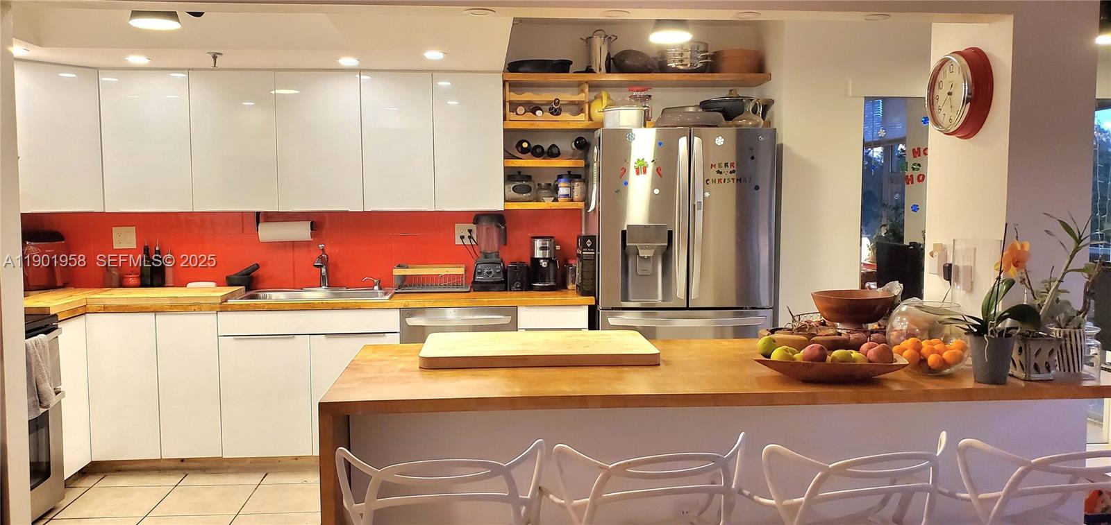 GREYNOLDS PARK CLUB CONDO - Residential