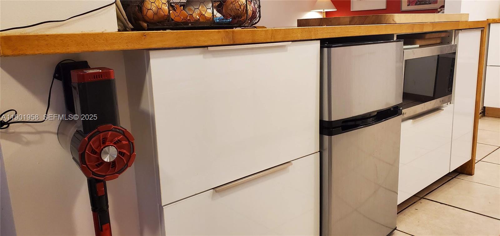 GREYNOLDS PARK CLUB CONDO - Residential