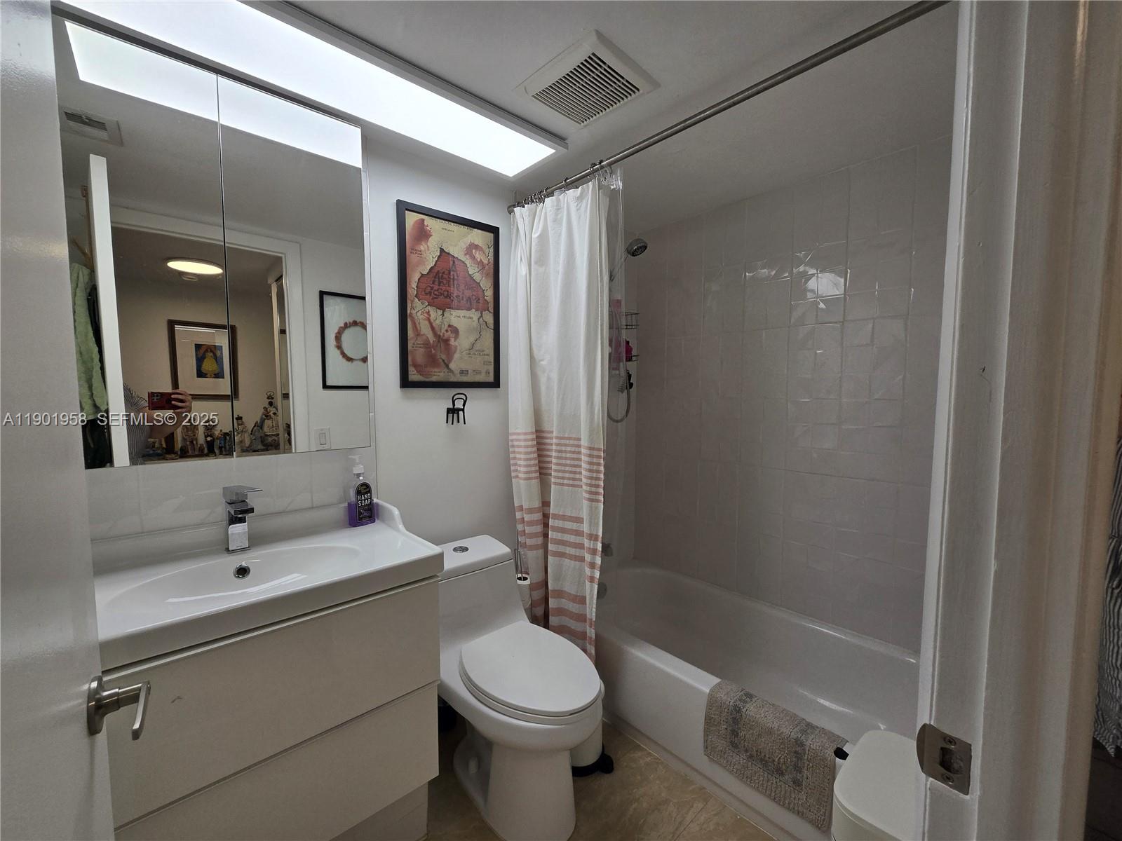 GREYNOLDS PARK CLUB CONDO - Residential