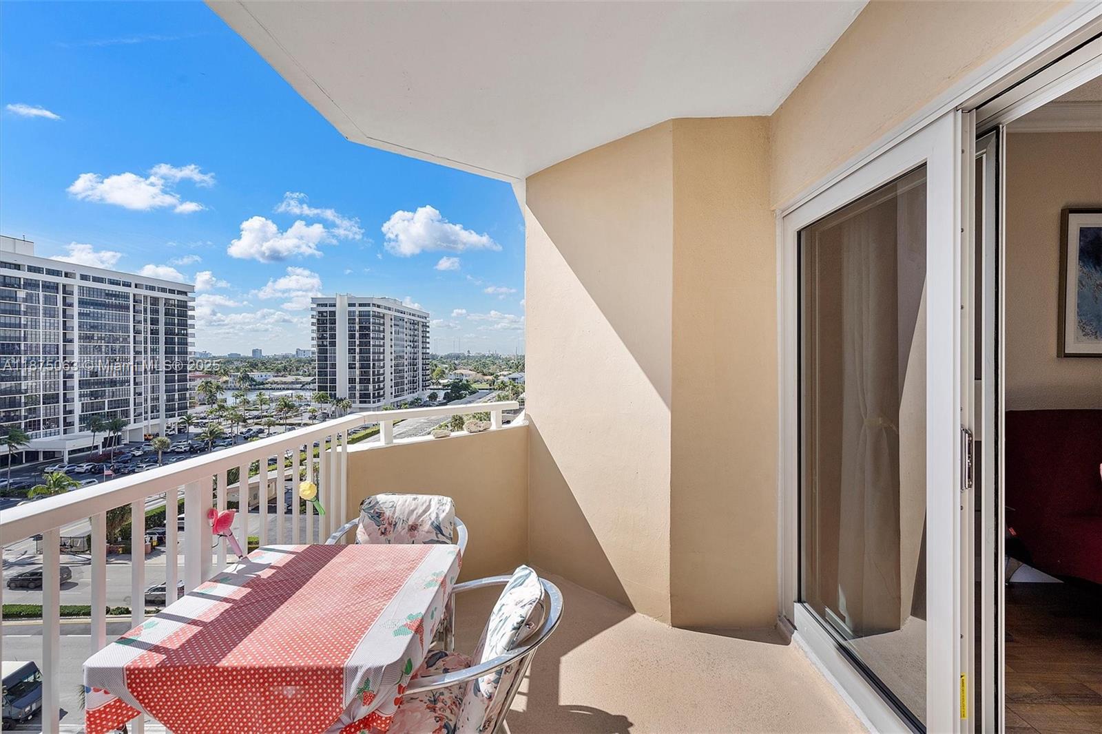 HEMISPHERES CONDO - Residential Lease