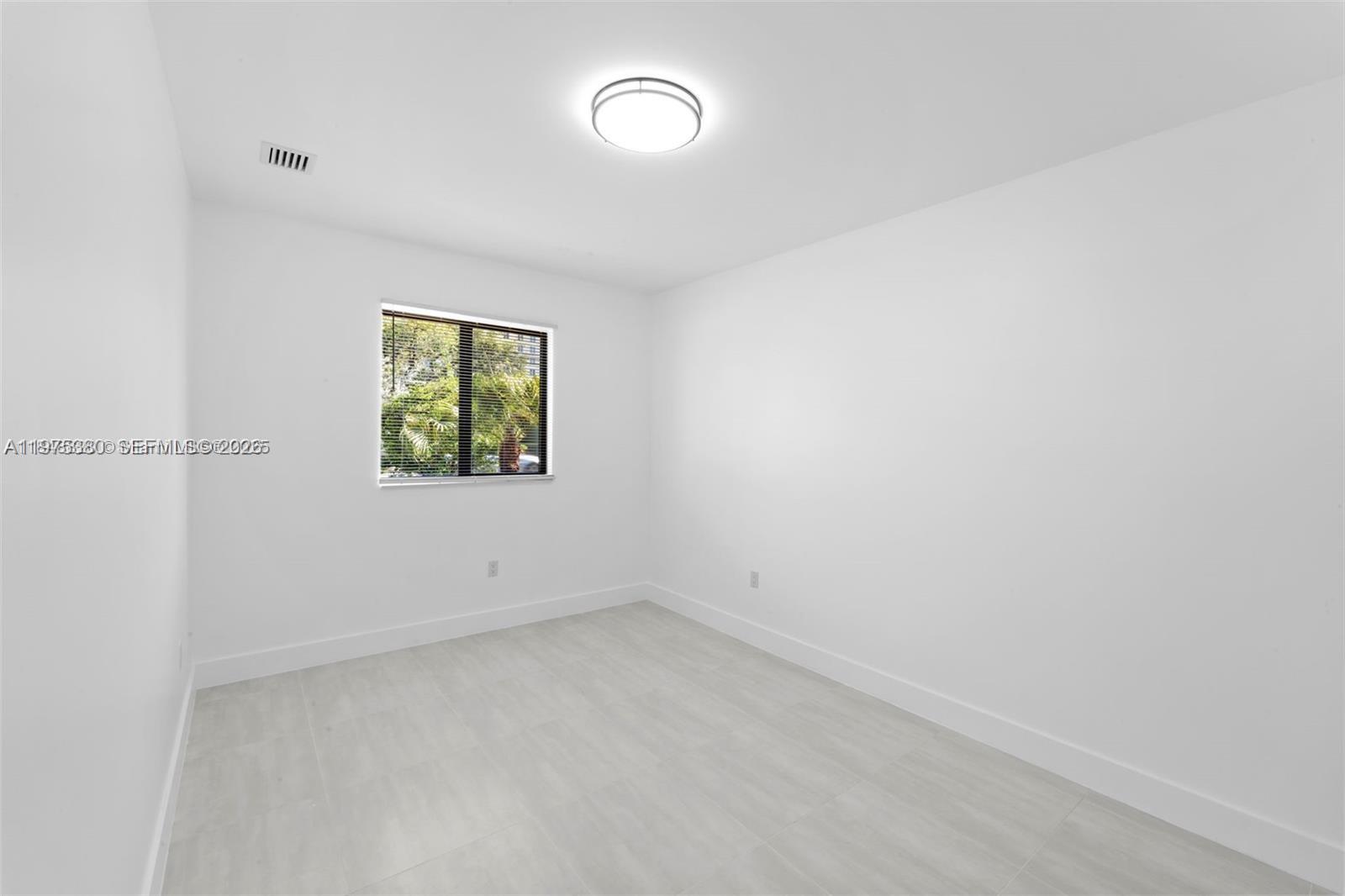 N MIAMI ESTATES - Residential Lease