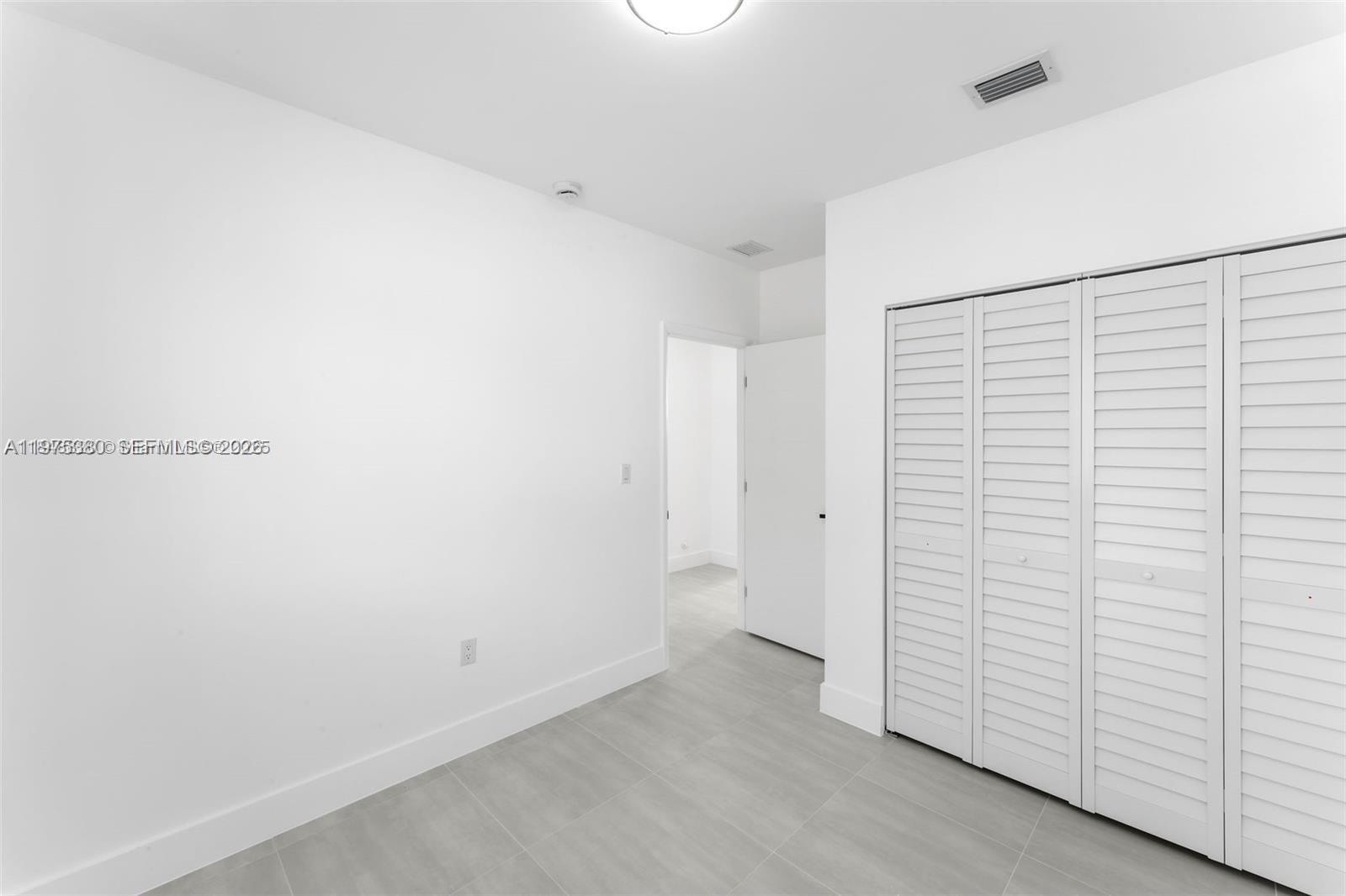 N MIAMI ESTATES - Residential Lease