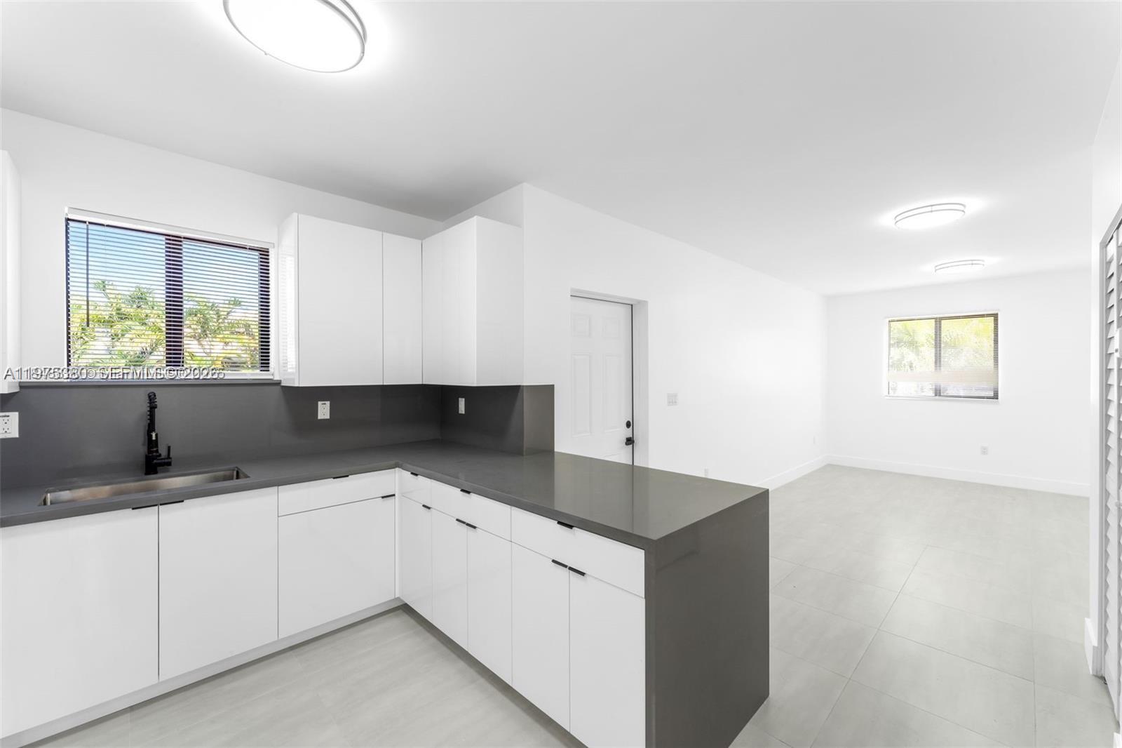 N MIAMI ESTATES - Residential Lease