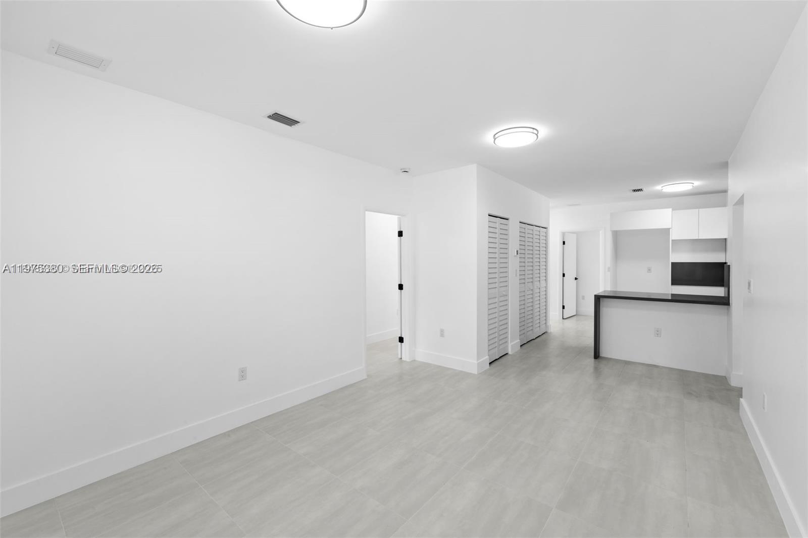 N MIAMI ESTATES - Residential Lease