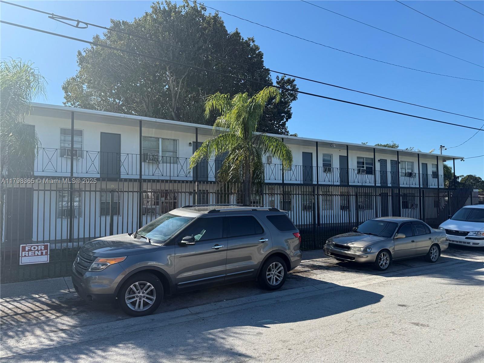 1306 NW 61st St 3