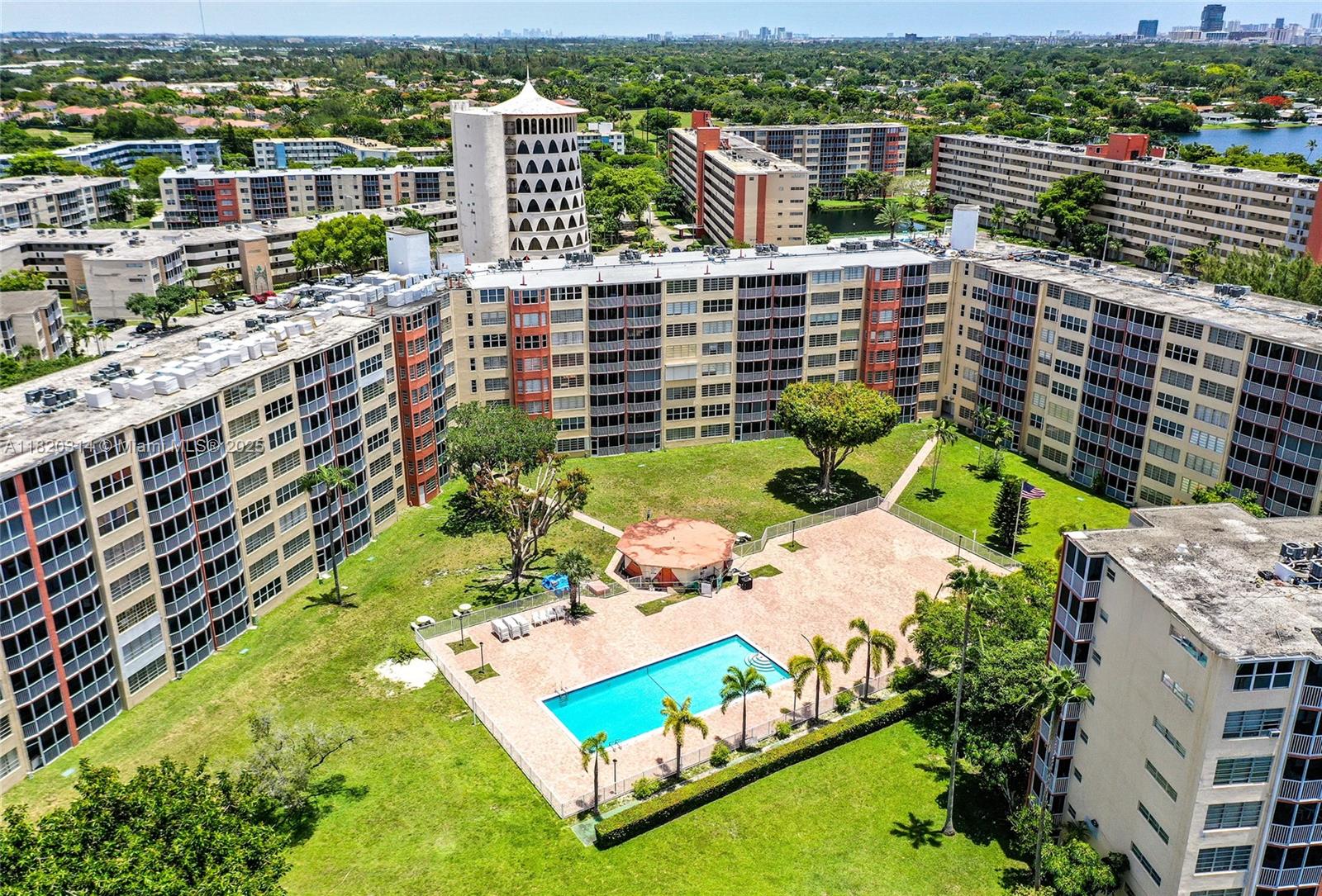 JADE WINDS GROUP-DAISY GA - Residential