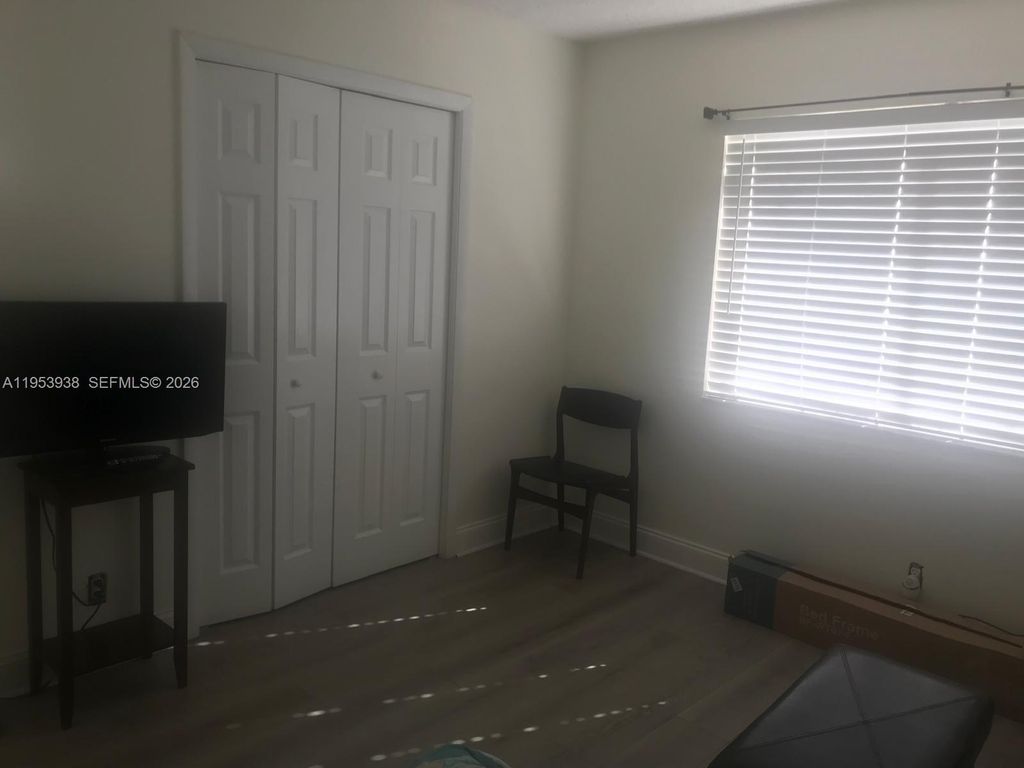 Photo of 195 Lakeview Dr #104, Weston, FL 33326 (MLS # A11953938)