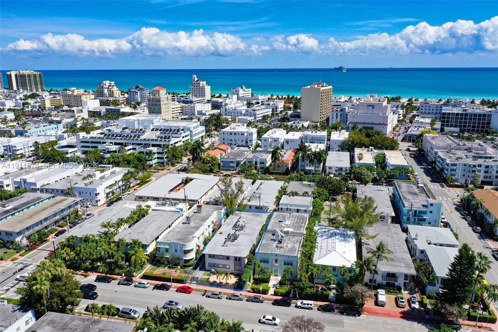 1035 EUCLID CONDO - Residential